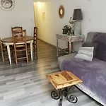 Les Sous L' Olivier En Camargue * ヴォヴェール